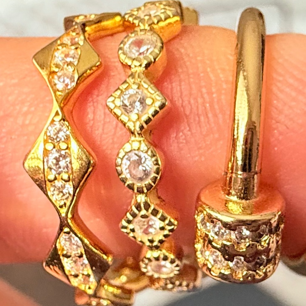 Beautiful Stack - Picture 2 of 2